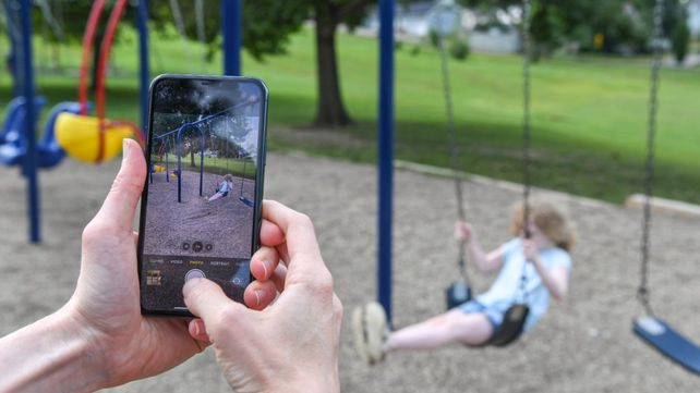 Unicef alerta sobre el riesgo de violar el derecho a la intimidad de niños y niñas.