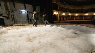 El escenario del Teatro Municipal se transforma en pista de hielo