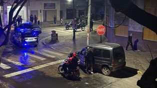 El ataque a balazos ocurrió minutos después de las 19 en Virasoro al 1900.