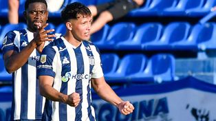 Mateo Cáceres festeja el gol que le dio la victoria a Talleres sobre Vélez. El equipo cordobés alcanzó a Newells en la tabla anual.&nbsp;