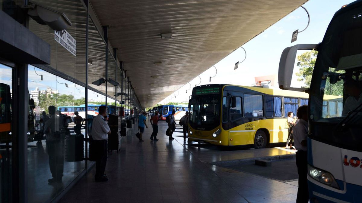 Los Gremios Del Transporte Anunciaron Un Paro Para El 1º De Mayo