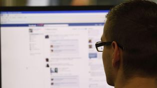 Facebook borra la cuenta de un usuario porque su apellido violaba los términos de uso