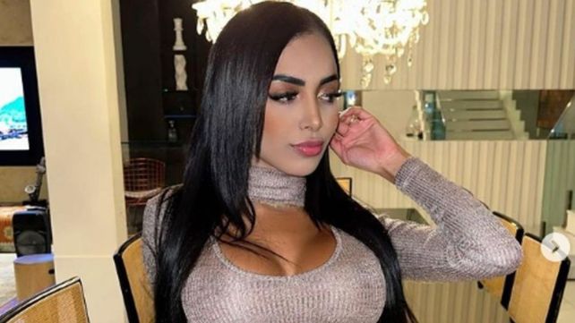 ¿Asesinato o accidente? La modelo brasileña Emmily Rodrigues murió tras caer de un sexto piso en un edificio del barrio porteño de Retiro.