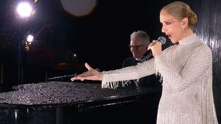 Céline Dion emocionó en la apertura de los Juegos Olímpicos