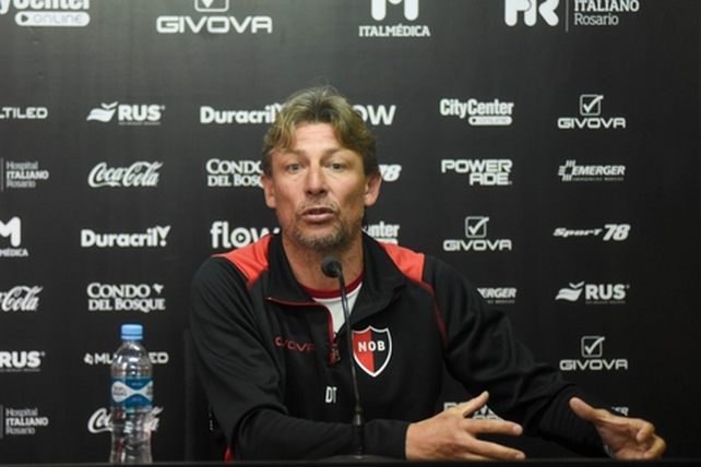 Gabriel Heinze inicia un nuevo torneo como entrenador de Newells.