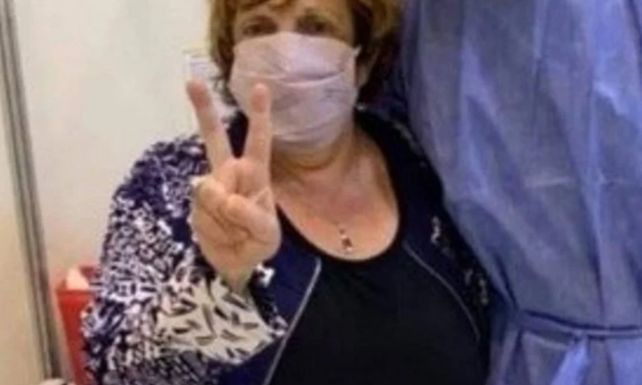 La ex fiscal Fein publicó una foto con un mensaje tras ser vacunada y generó polémica