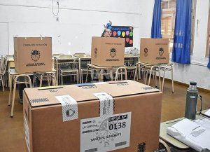 El voto silencioso: entre los sufragios en blanco y anulados, casi el 10% del electorado no eligió a ningún convencional