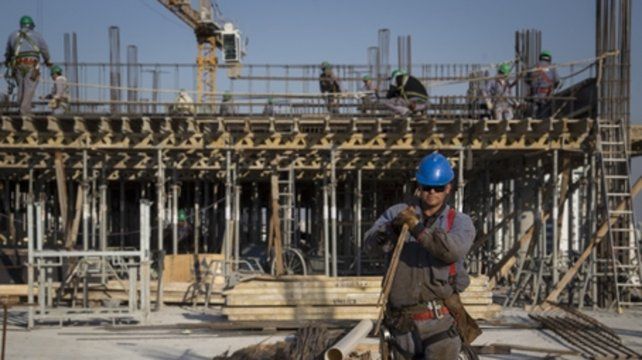 En diciembre la construcción cayó 3,3%