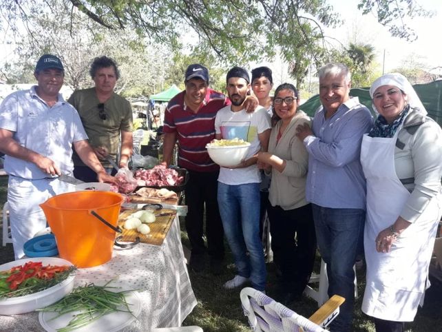 La cantidad de visitantes que se congrega en la Fiesta del Disco duplicó el año pasado al número de habitantes estables de la localidad. También aumentó la cantidad de cocineros que se apuntaron para concursar.