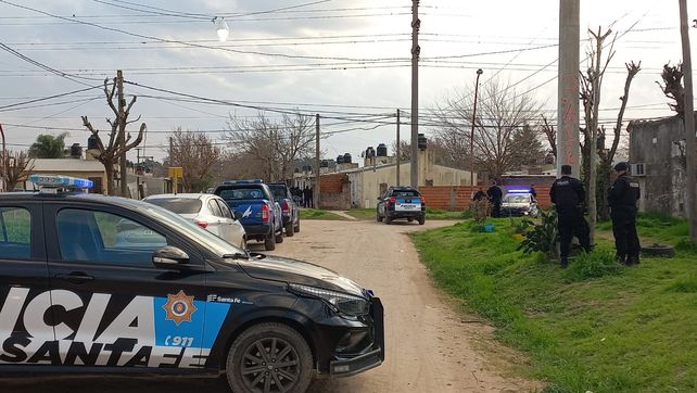 Continúa grave la mujer baleada por su pareja policía en barrio Nueva Esperanza Continúa grave la mujer baleada por su pareja policía en barrio Nueva Esperanza