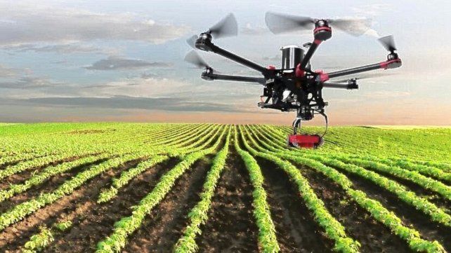 Pros y contras de usar drones agrícolas en la agricultura moderna Pros y contras de usar drones agrícolas en la agricultura moderna