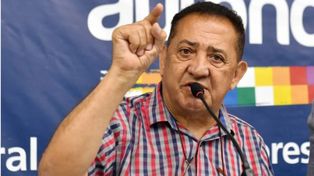 Luis D Elia embistió contra La Cámpora.