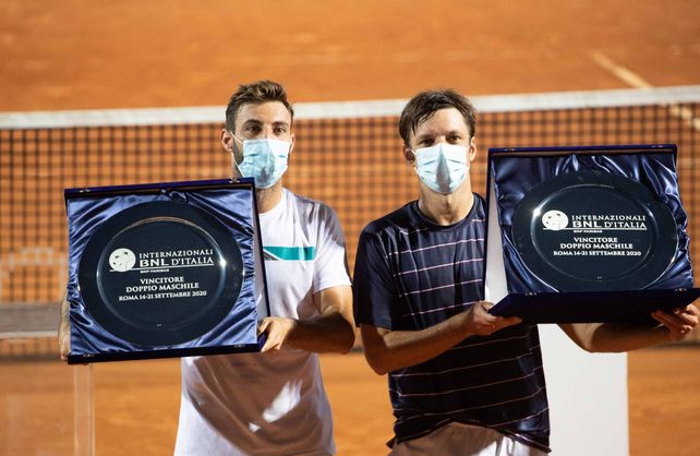Horacio Zeballos fue campe&oacute;n en dobles de Roma y alcanz&oacute; un r&eacute;cord de Guillermo Vilas.&nbsp;