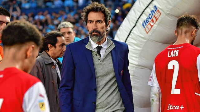Domínguez dijo que su trabajo en Independiente no alcanzó Domínguez dijo que su trabajo en Independiente no alcanzó