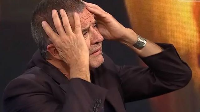 Osvaldo Laport recreó la escena de novela que se hizo meme: Necesito hacerte el amor