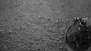 Ni bien llegó a Marte Curiosity, el robot de la Nasa, mandó un tuit