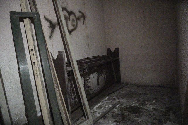 El misterioso boliche abandonado debajo de una galería del centro