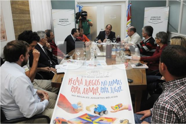 Avanzó una iniciativa por una “Santa Fe sin armas de juguete”