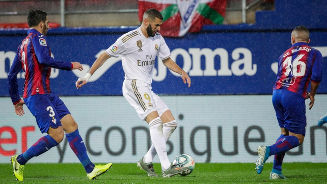 Real Madrid busca la punta de La Liga de España ante Eibar