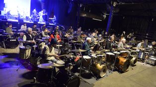 Juntos a la par. El Galpón de la Música, donde se hizo el primer encuentro en 2015, fue la sala de ensayo para el show de este sábado.&nbsp; &nbsp; &nbsp; &nbsp; &nbsp; &nbsp; &nbsp; &nbsp; &nbsp; &nbsp; &nbsp;