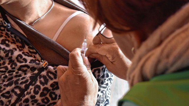 Vacunación en Santa Fe: la Municipalidad continúa con la campaña itinerante
