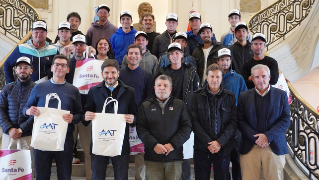 El gobernador Maximiliano Pullaro recibió a los tenistas