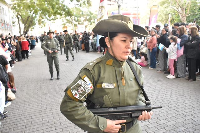 Tedeum, desfile cívico-militar y fiesta patria: Santa Fe celebró el 25 de Mayo con una multitudinaria jornada