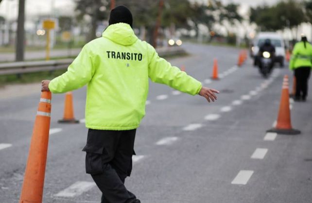 El municipio sale a controlar los accesos a la ciudad y el distanciamiento social