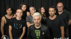 El Zorzi & Les 14. El líder de la banda (centro), junto a su grupo, toca esta noche en Lavardén en una ceremonia compartida con Pablo Jubany. El Zorzi & Les 14. El líder de la banda (centro), junto a su grupo, toca esta noche en Lavardén en una ceremonia compartida con Pablo Jubany.