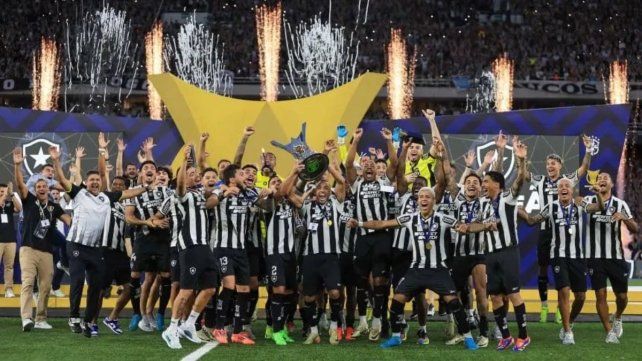 Botafogo no se coronaba a nivel local desde 1995.