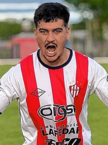 Regional Amateur: Atlético Paraná sacó ventajas en Pronunciamiento