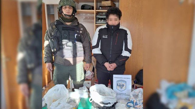 El acusado tiene 22 años y obtuvo en 2023 una licencia de piloto. Se lo acusa de aportar la aeronave encontrada en Ibicuy con 350 kilos de droga.