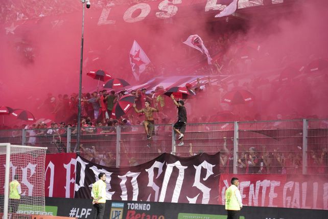 Los hinchas de Newells tendrán facilidades de pagos con 6 cuotas sin interés con todos los bancos.&nbsp;