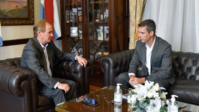 Bordet se reunió con Cresto y anunciaron que enviarán más policías a Concordia
