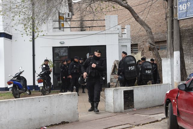 Disturbios en la comisaría 10ª: punta de un iceberg que oculta sobrepoblación y hacinamiento