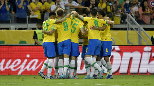 Brasil goleó y dejó sin Mundial a Paraguay