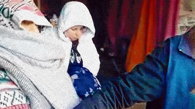 presas. Tania Rostro y su madre cuando fueron apresadas el s&aacute;bado 11 de julio en la zona norte.
