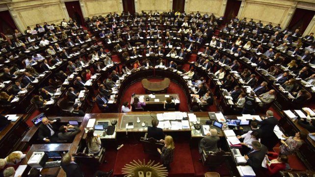 Ley Ómnibus: el gobierno prorrogó las sesiones extraordinarias hasta el 15 de febrero