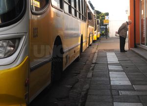 No habrá colectivos por la noche hasta que se resuelva el conflicto salarial