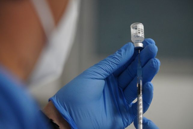 Coronavirus: cuántas dosis le asignaron a cada provincia para vacunar a los docentes