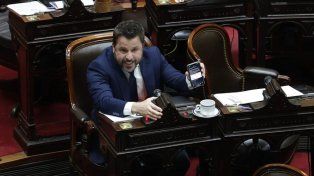 Estafa electoral: para Tetaz