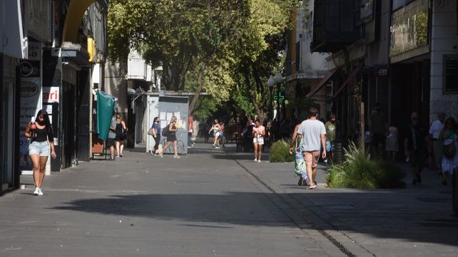 Calor extremo y números altos de casos de coronavirus