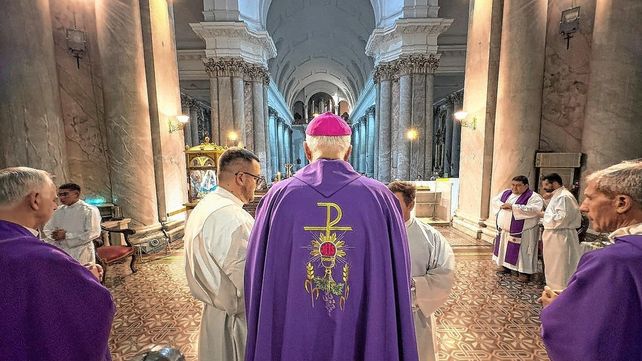 Pastor. Desde 2011 lleva adelante el destino evangelizador de la iglesia de Paraná.
