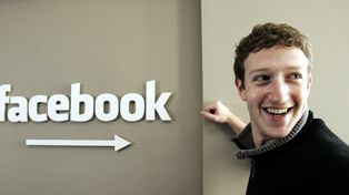 El fundador de Facebook, Mark Zuckerberg, tuvo en 2013 un sueldo de un dólar