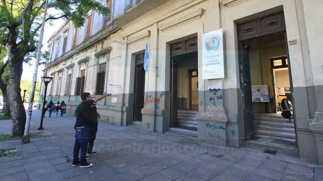 Anunciaron un paro total de actividades en la UNER para el viernes