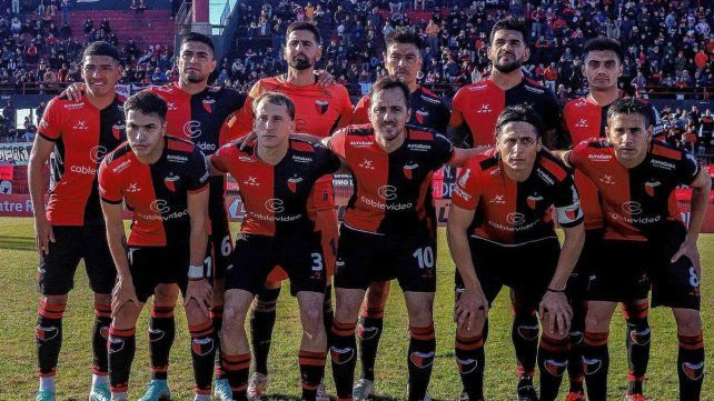 Colón apenas sumó dos puntos en las primeras cuatro fechas de la segunda rueda