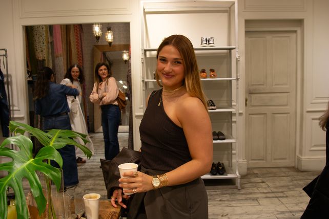 Abril Marani.