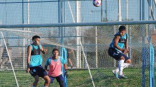 Racing espera por Sigali y Martínez para el debut ante Unión