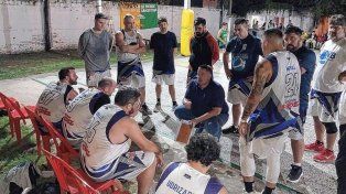 Kimberley, último campeón, debutó con una victoria contra Central Rincón en la Costa Santafesina por el Torneo Promocional de Básquet.