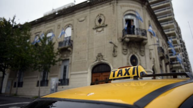 Tarifas de taxis. El Concejo debe analizar un pedido de aumento que es resistido por un sector de los taxistas
